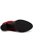 Боти Caris